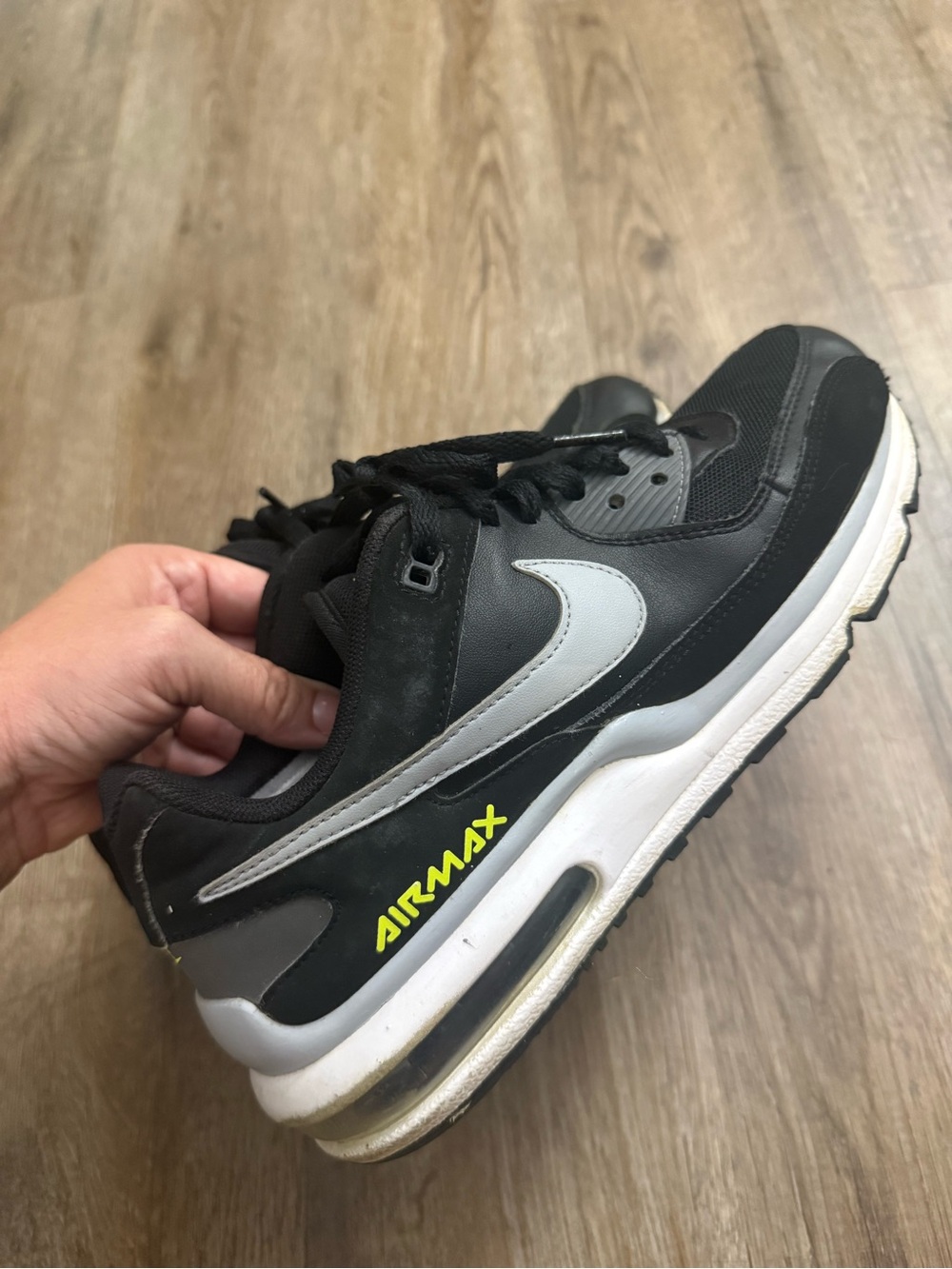 Nike • Air Max LTD 3 Sneakers